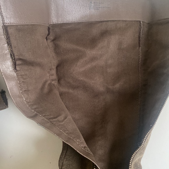 Franco Sarto Wedge Knee High Suede Boots Size 7 Moss Green Brown Full Side Zip - Picture 16 of 16